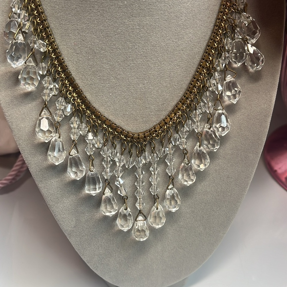 VINTAGE Chainmail & Crystal drop necklace - Picture 3 of 9